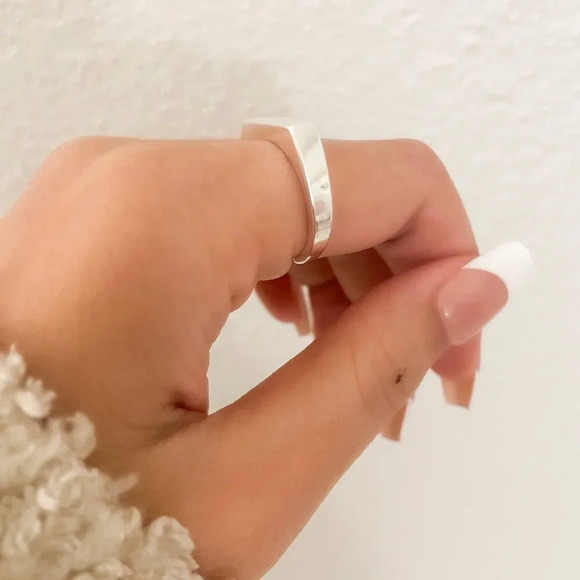 925 Sterling Silver Bar Ring Minimalist Ring Band Dainty Ring Silver Bar Ring - Picture 7 of 9